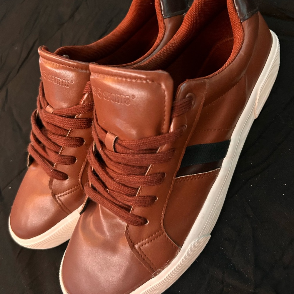 Classic Brown and Black Boat Shoes with Sleek Design